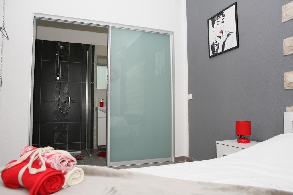 Apartments & Room Dijana Трогир Номер фото
