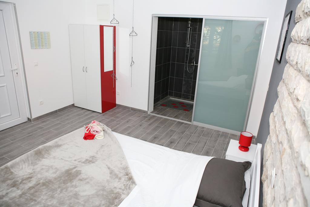 Apartments & Room Dijana Трогир Номер фото